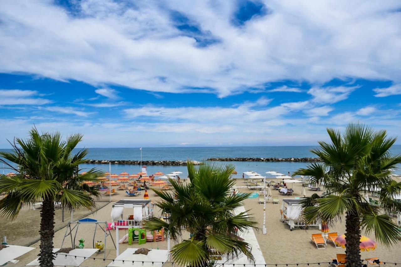 Baldinini Hotel Rimini Luaran gambar
