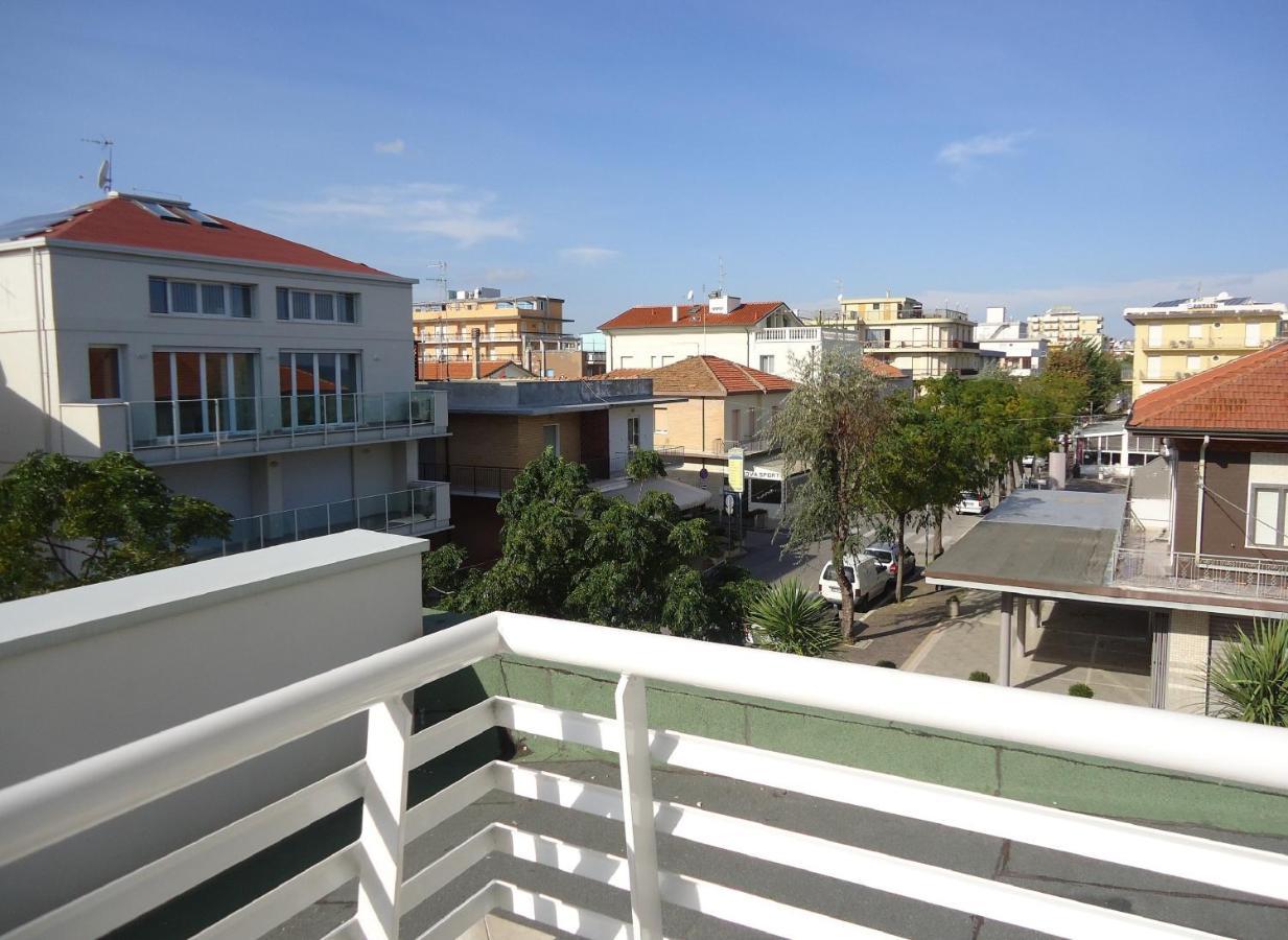 Baldinini Hotel Rimini Luaran gambar