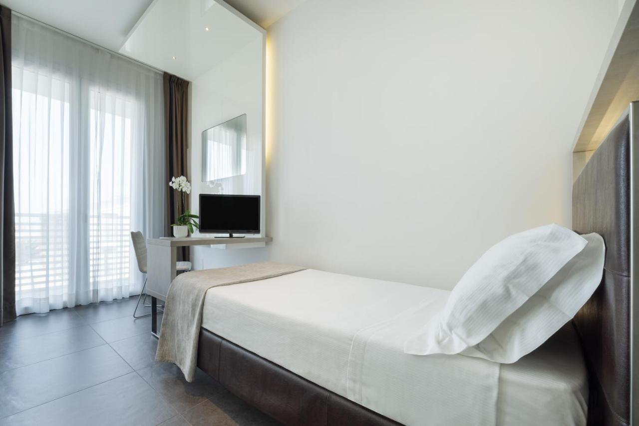 Baldinini Hotel Rimini Luaran gambar